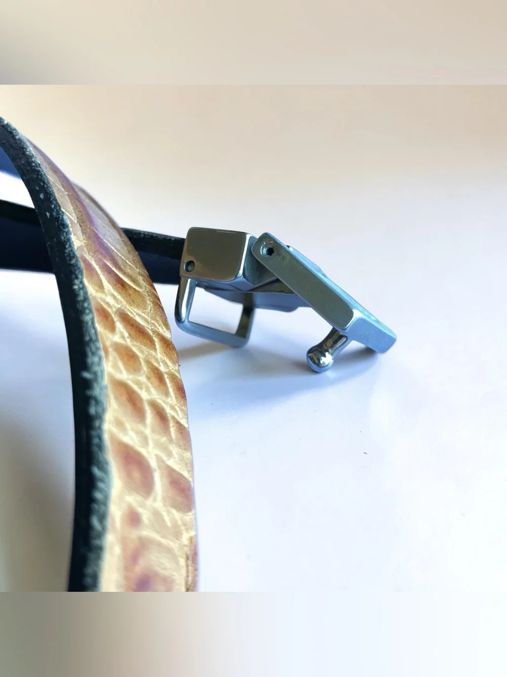 Vintage Leather Belt Embossed Croc Texture Brushed Silver Buckle Tan Cognac 1